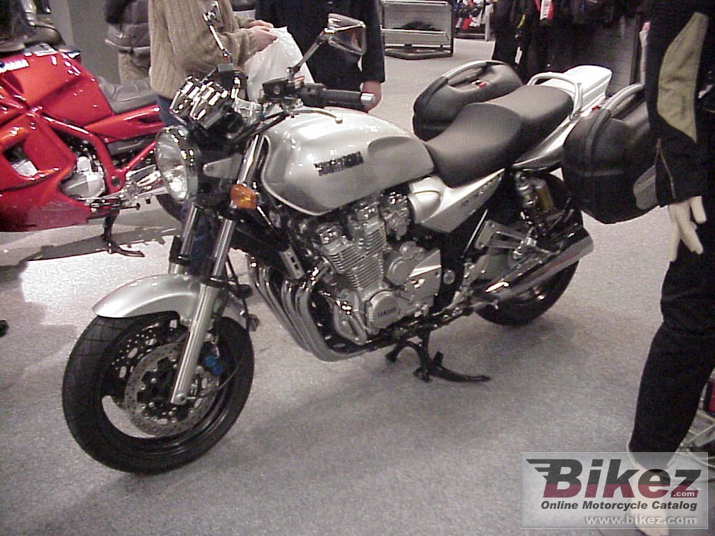 Big  Bikez.com. xjr 1300 picture and wallpaper from Bikez.com